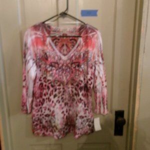 New with tags top by One World Breast Cancer Awareness 3/4 sleeve